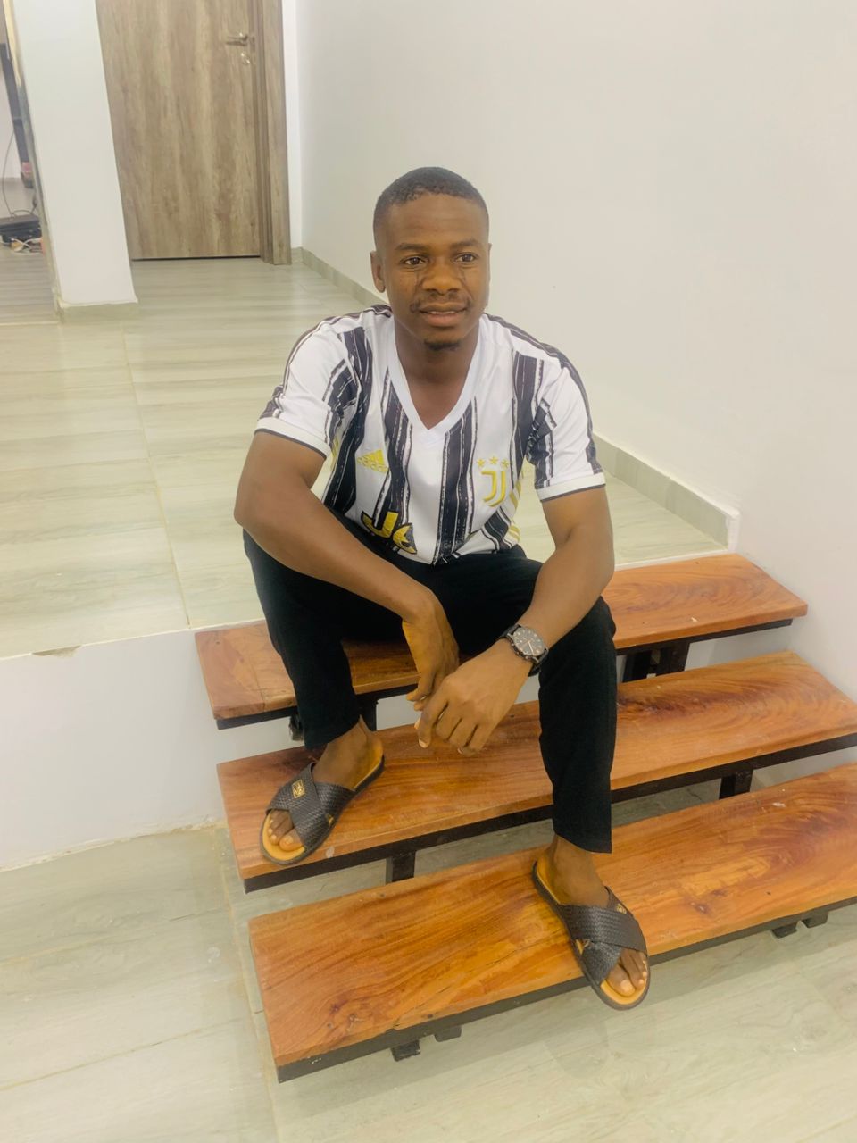 Usman Vyongbami Zintu